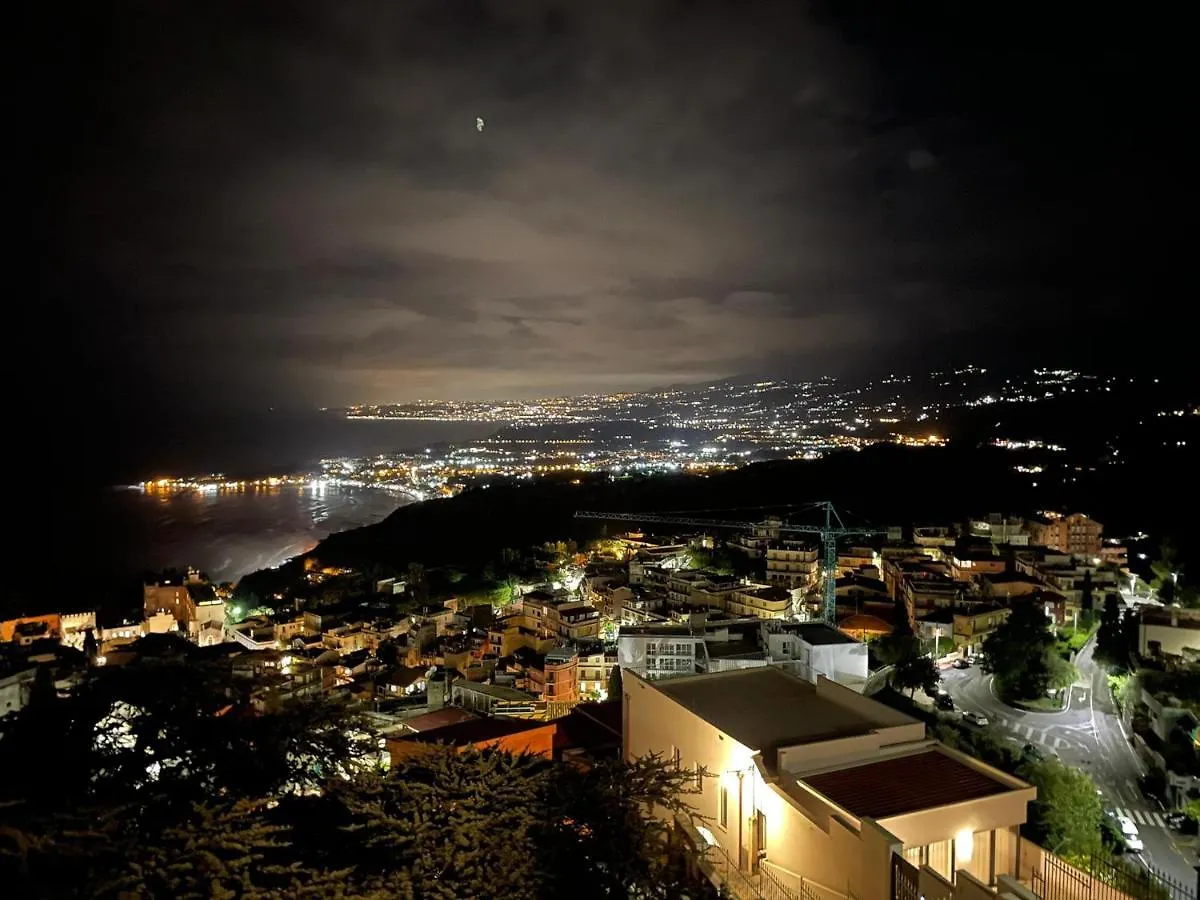 Villa Sara Taormina Bed & Breakfast