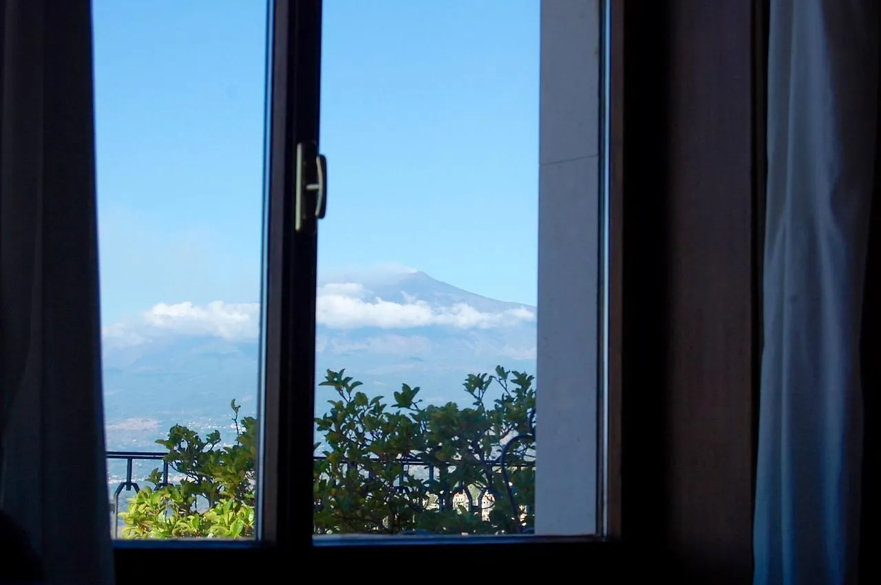 Villa Sara Taormina Bed & Breakfast